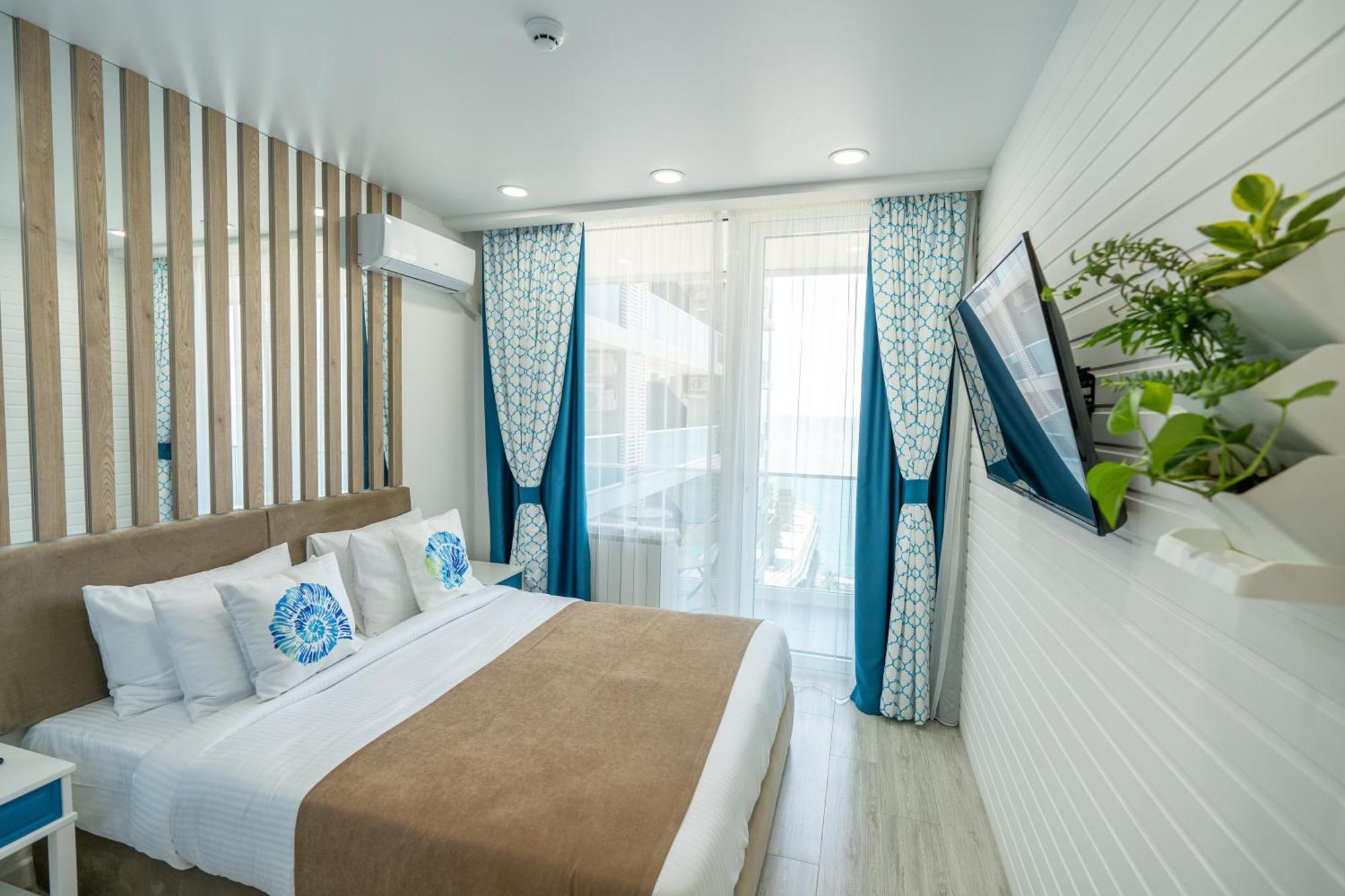 Seagull Beachfront Boutique Hotel Batumi Bilik gambar